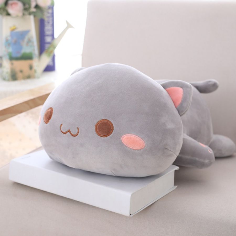 Peluche chat noir Nyanko Sensei doux câlin kawaii - Au Pays des Peluches Peluche chat noir Nyanko Sensei doux câlin kawaii - Au Pays des Peluches