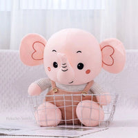 elephant-en-peluche-rose